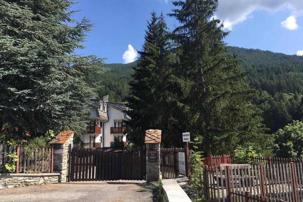 Maison Des Alpes Mansarda Oulx Εξωτερικό φωτογραφία