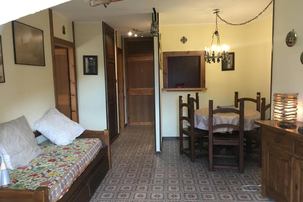 Maison Des Alpes Mansarda Oulx Εξωτερικό φωτογραφία